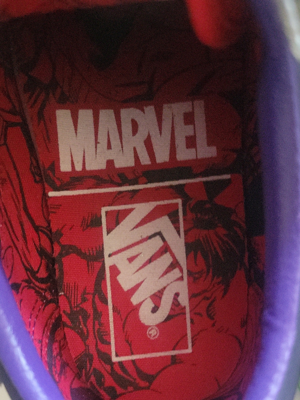Marvel Men's Low-Top Sneakers in Blue, Green & Silver with Red Accents - Picture 11 of 12